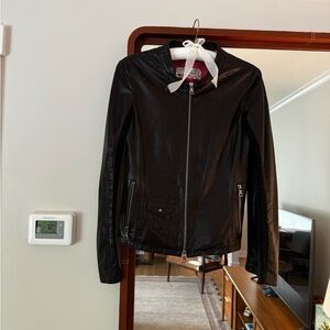 Simo’s Black Leather Jacket